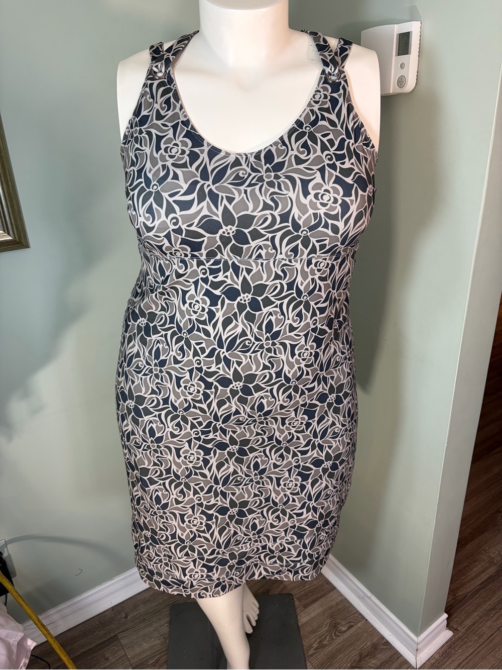 183. Merrell Floral Dress in Oline and Cream with interior bra